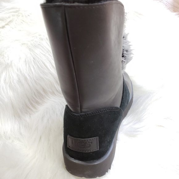 NWT UGG+VIBRAM PURE Poms - Picture 3 of 6